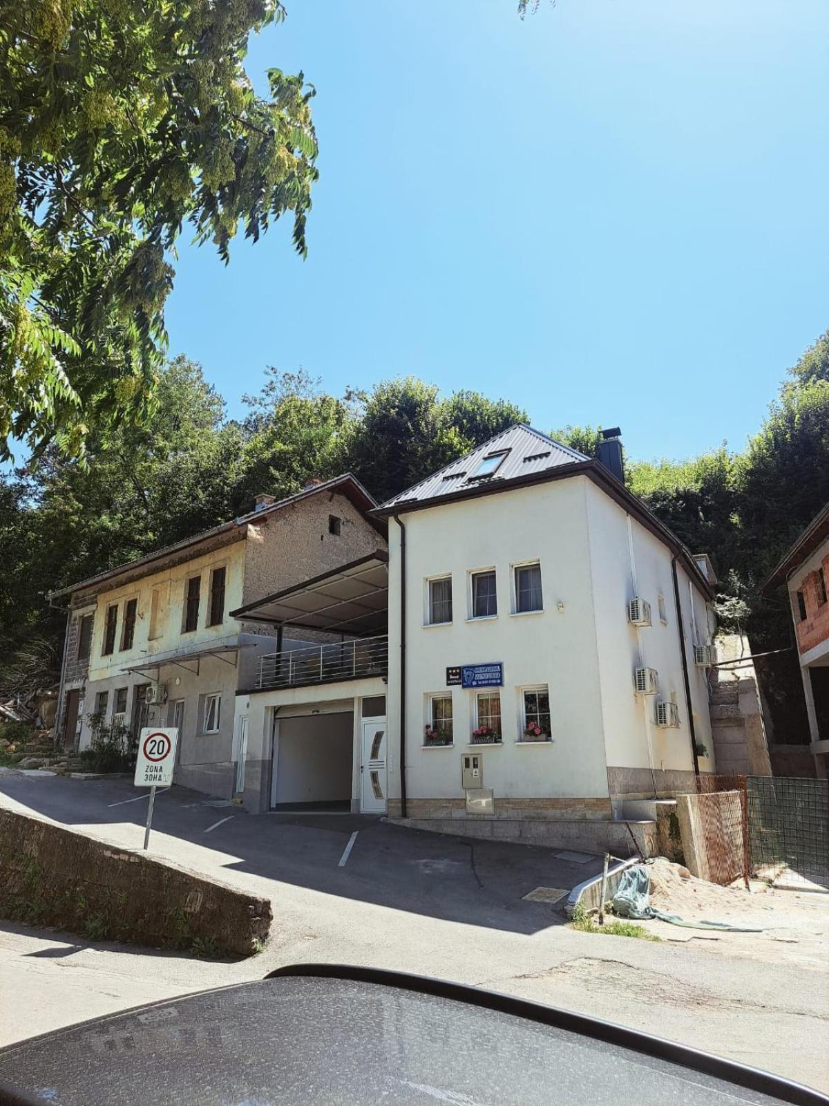 Apartmani Waterfall / Vodopad Jajce Zewnętrze zdjęcie